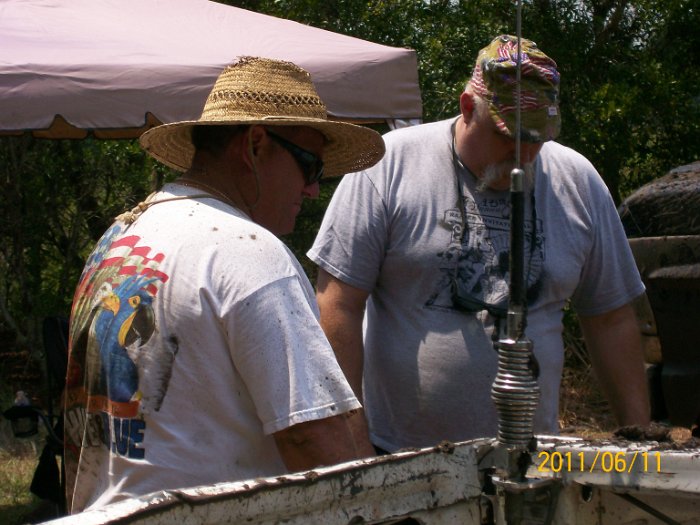 2011-Jun-11_HGR4X4_JessesBD_P1 055